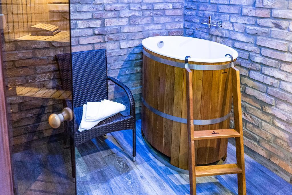 Hotel Wenecki Częstochowa Екстериор снимка